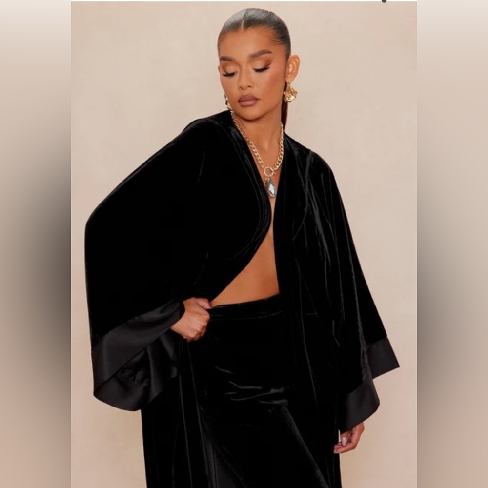 Lola & Sophie Black Velvet Cardigan Kimono